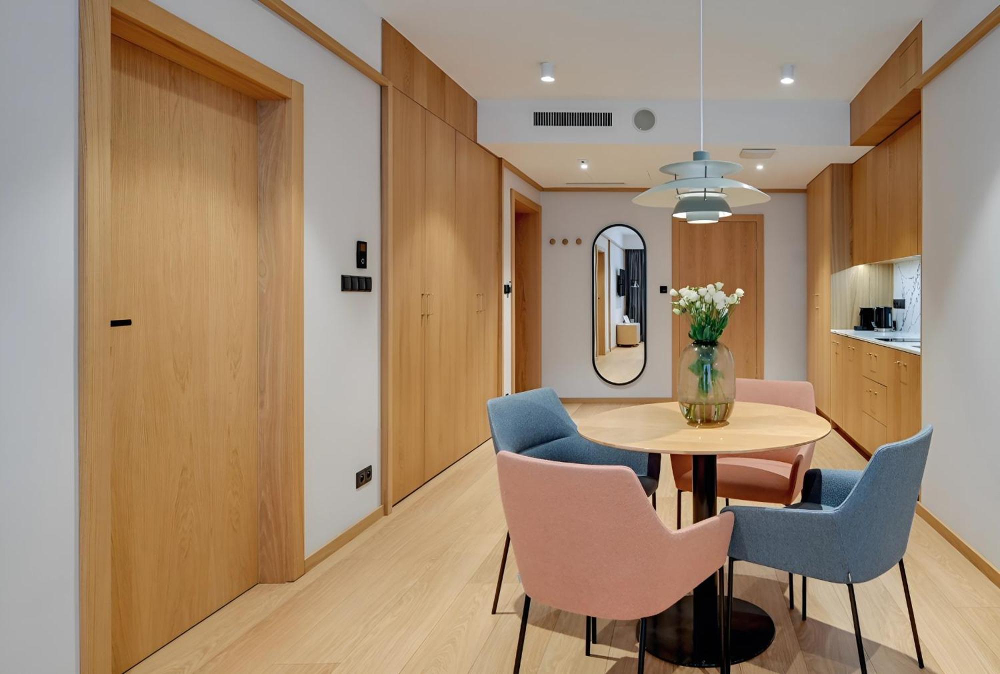 Deo Plaza Premium Apartments & Spa Gdansk Luaran gambar